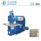 Stroj za zakrp za furnir